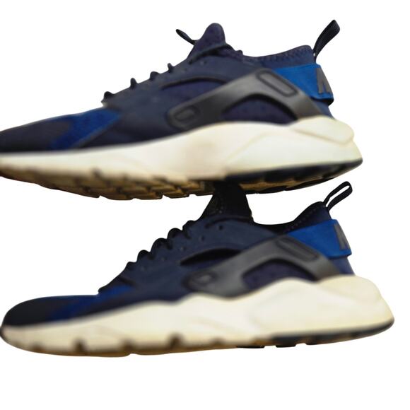 Nike Air 7Y Huarachea Run Ultra SE GS Men's Tennis Shoe Athletic Sneaker Youth - Picture 1 of 7